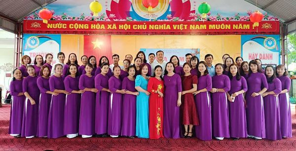Trường Mầm non Tân Quang tổ chức Chương trình tọa đàm kỷ niệm 40 năm ngày Nhà giáo Việt Nam (20/11/1982-20/11/2022).