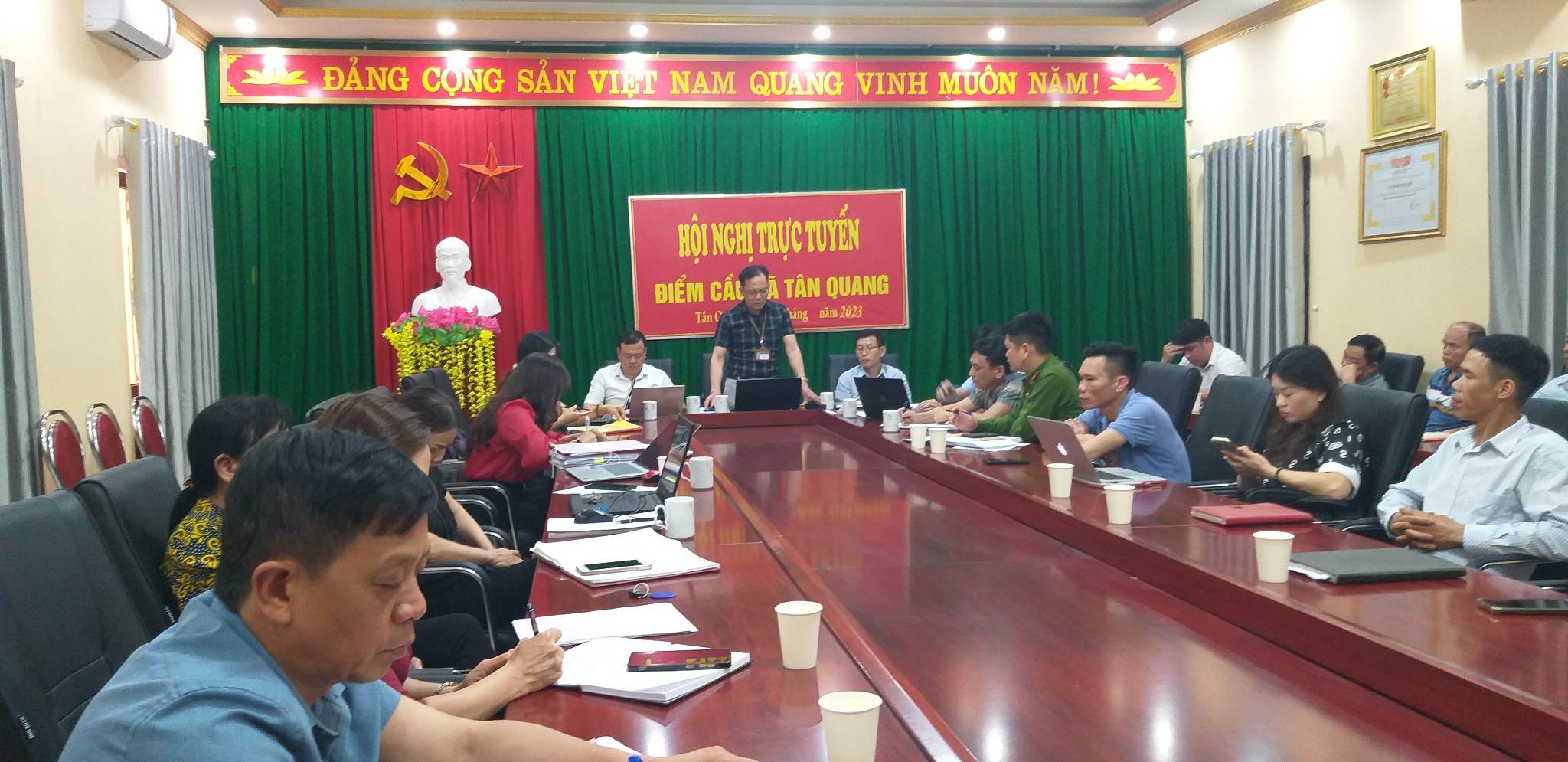Xã Tân Quang tổ chức họp triển khai các nhiệm vụ trọng tâm quý I năm 2023