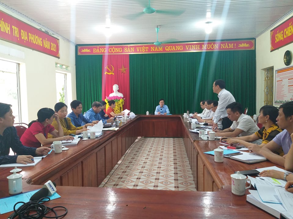 Đoàn giám sát Tỉnh ủy Hà Giang giám sát công tác bầu cử đại biểu Quốc hội khóa XV và đại biểu HDND các cấp nhiệm kỳ 2021-2026 tại xã Tân Quang.